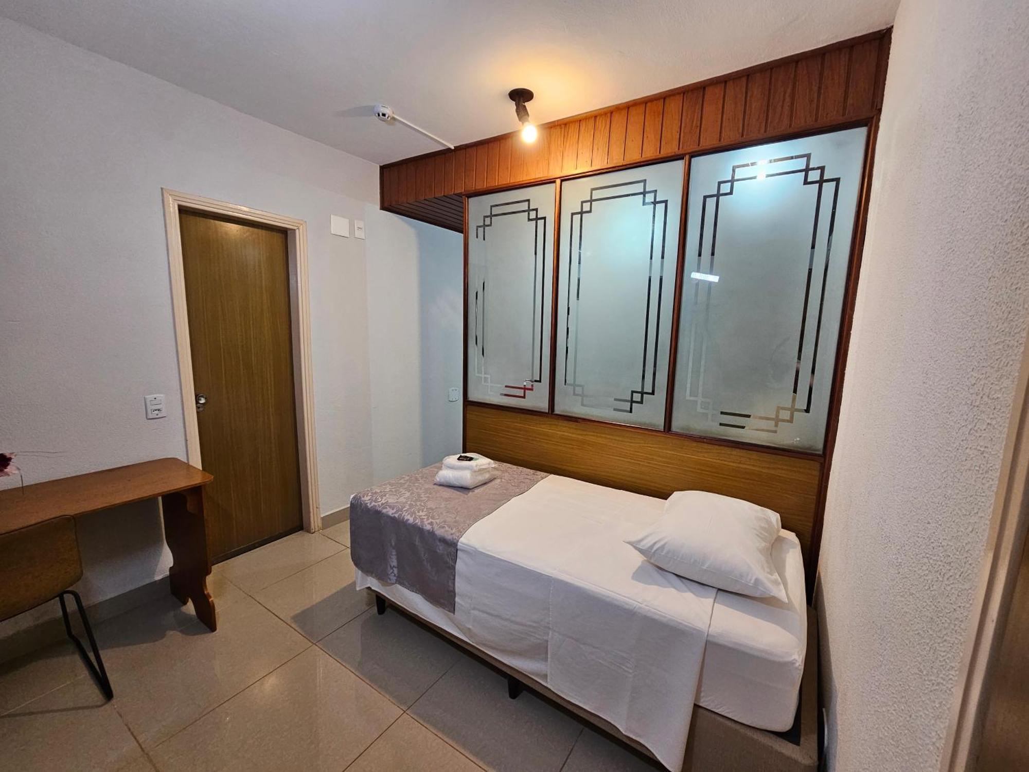 Optimum Plaza Hotel Monte Alto Exterior photo