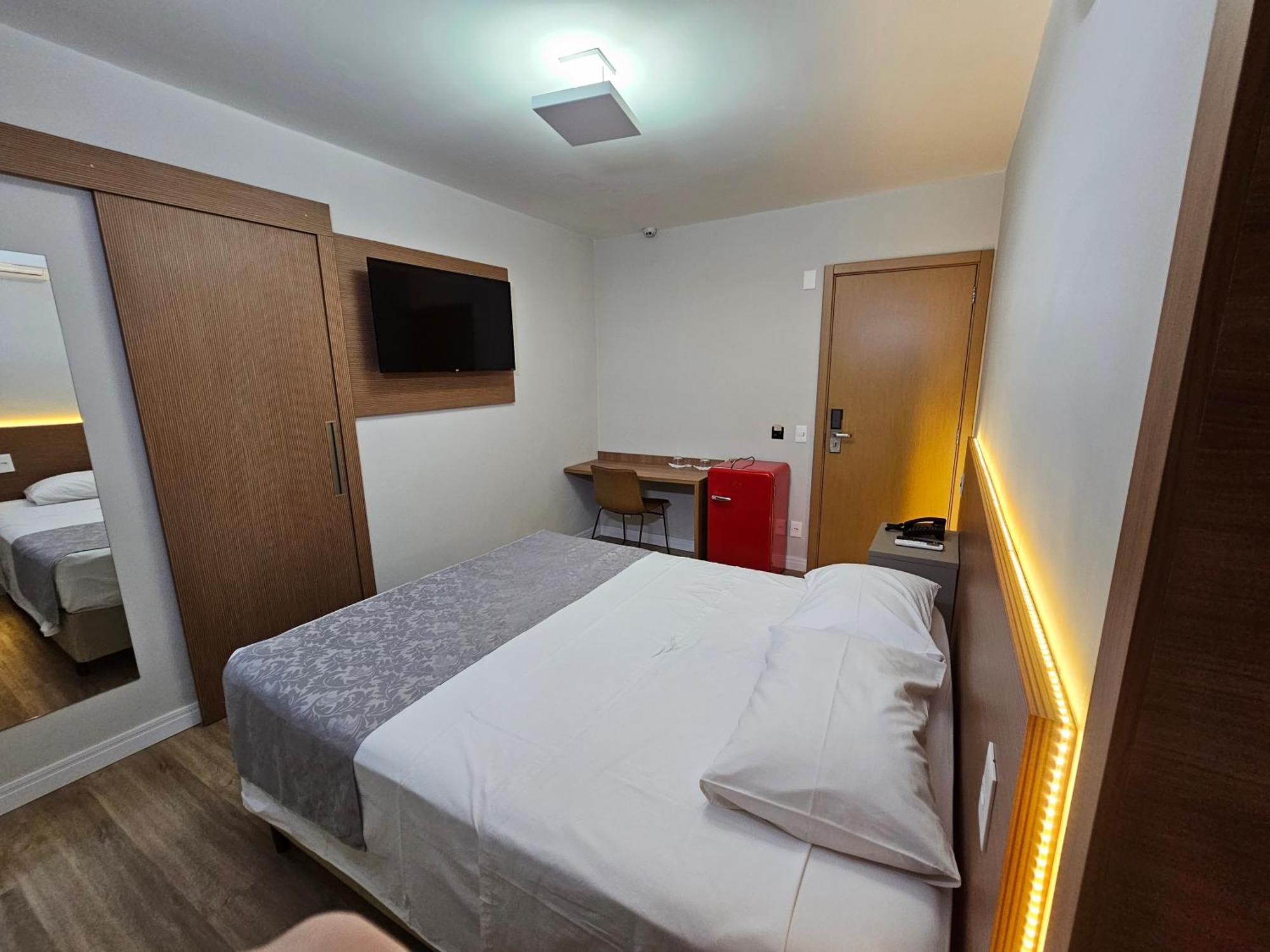 Optimum Plaza Hotel Monte Alto Exterior photo